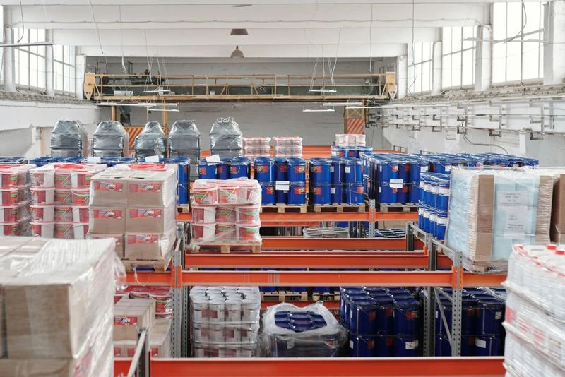 Lager- und Industriereinigung